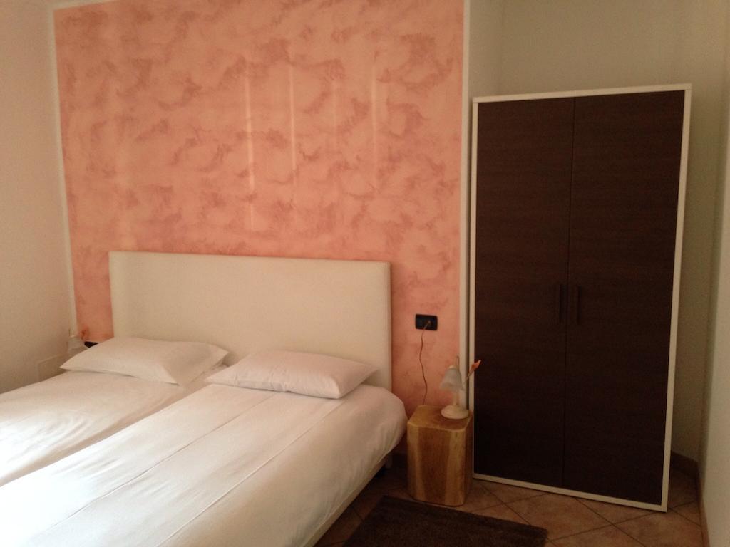 De La Tour Hotell Tirano Rum bild