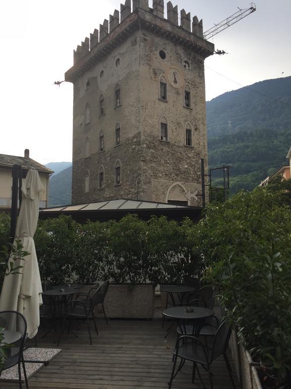 De La Tour Hotell Tirano Exteriör bild
